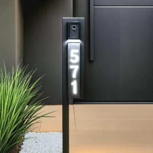 TOTEM ILUMINADO COM INTERFONE